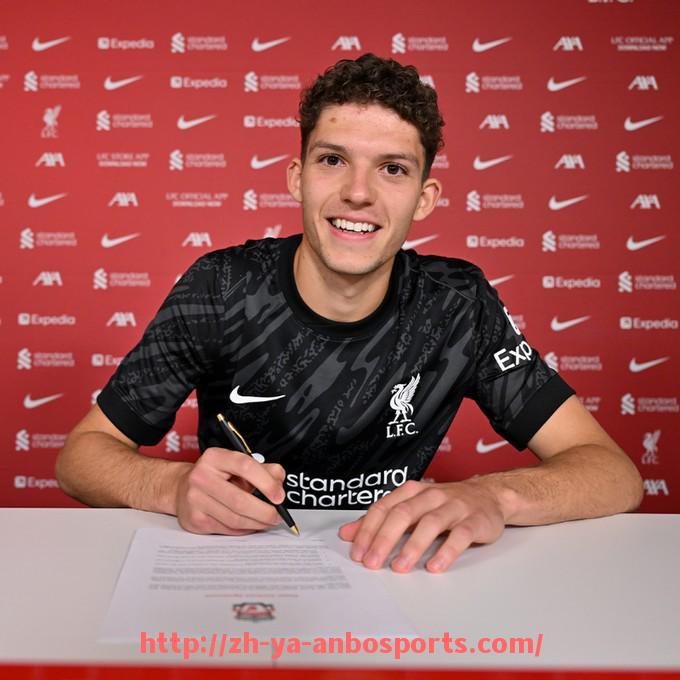 安博体育官网-西甲首轮比赛直播安排：揭幕战焦点与官方平台